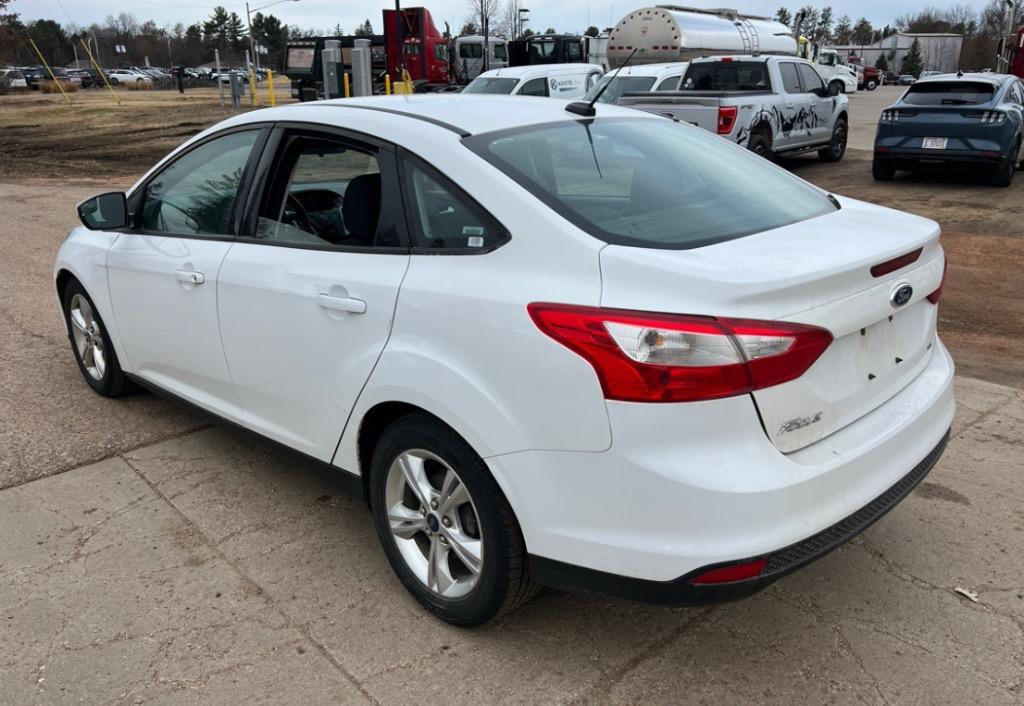 2013 Ford Focus SE photo