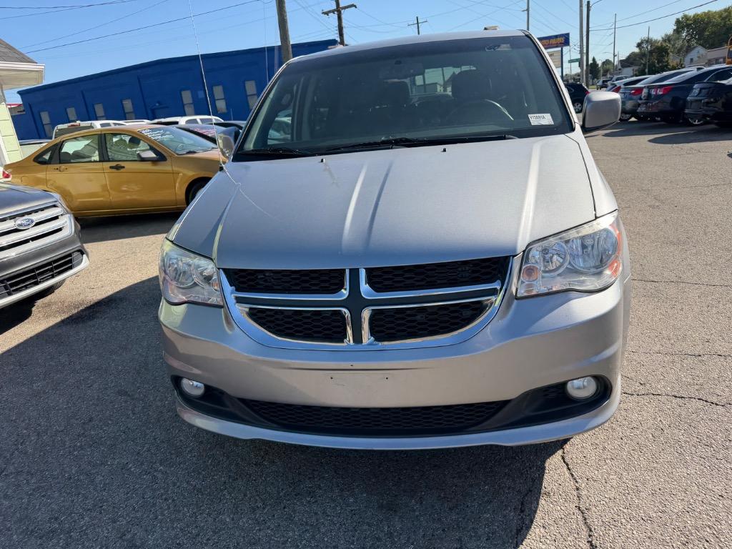 2016 Dodge Grand Caravan - $9,800