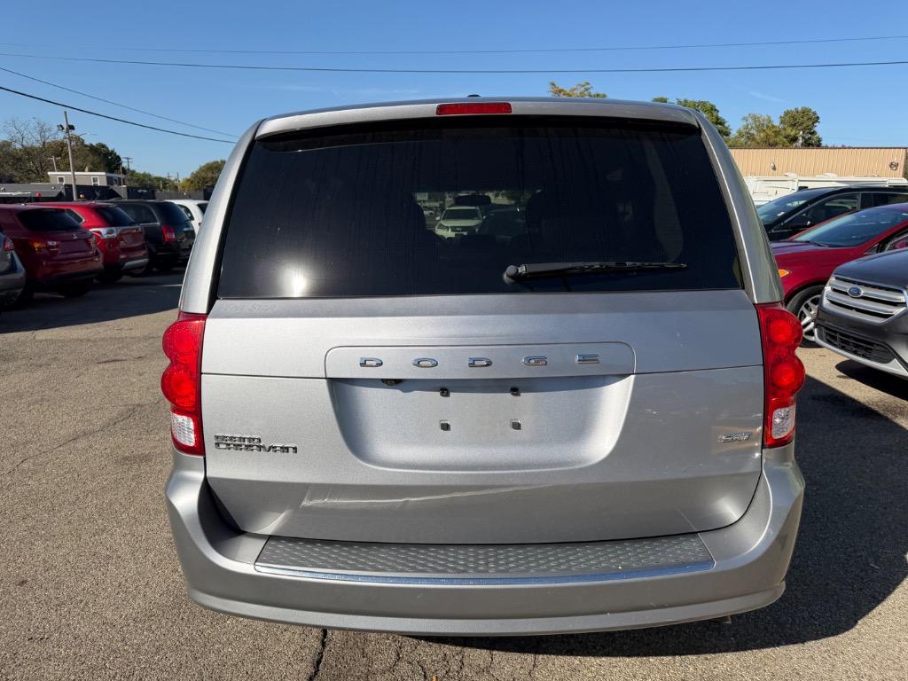 2016 Dodge Grand Caravan - $9,800