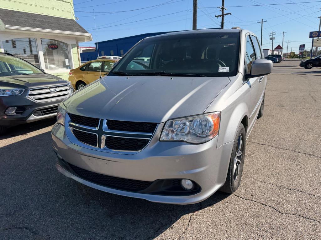 2016 Dodge Grand Caravan - $9,800