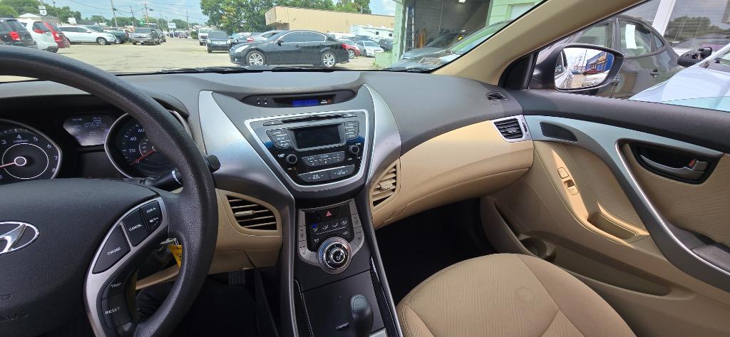 2013 Hyundai Elantra - $7,500