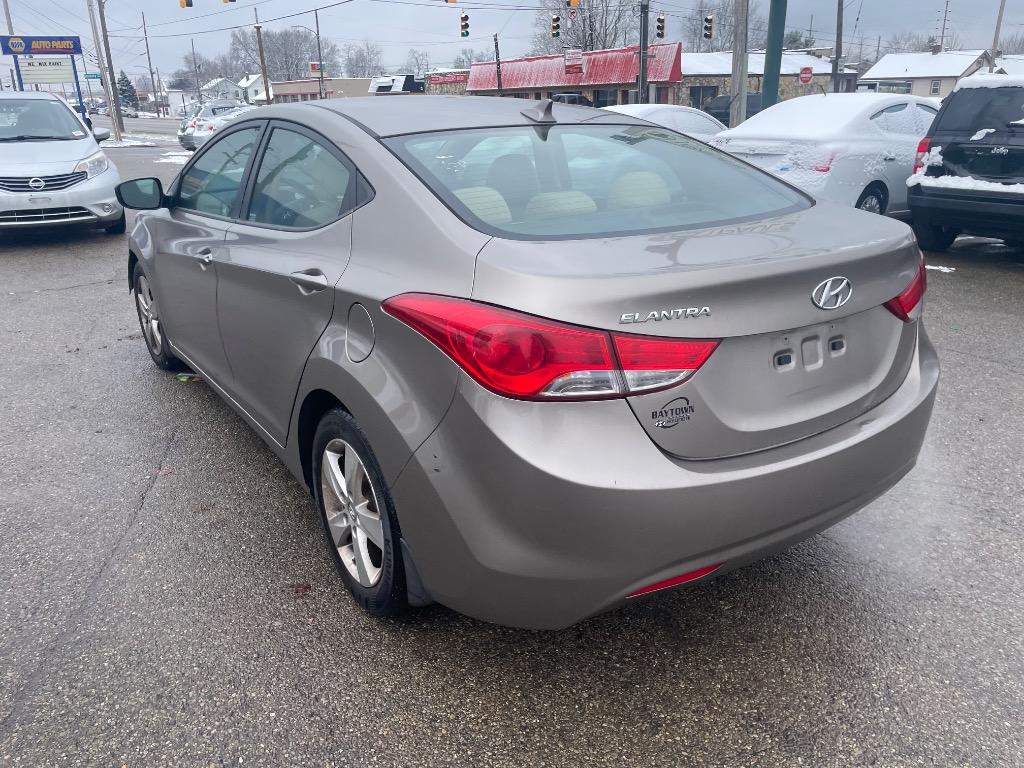 2013 Hyundai Elantra - $7,500