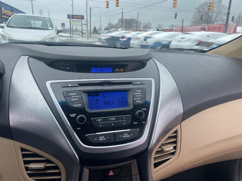 2013 Hyundai Elantra - $7,500