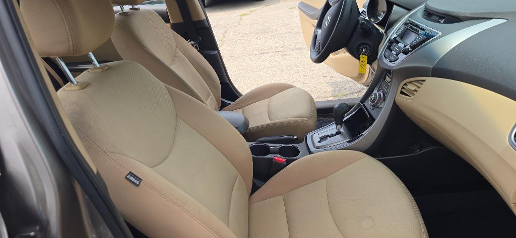 2013 Hyundai Elantra - $7,500
