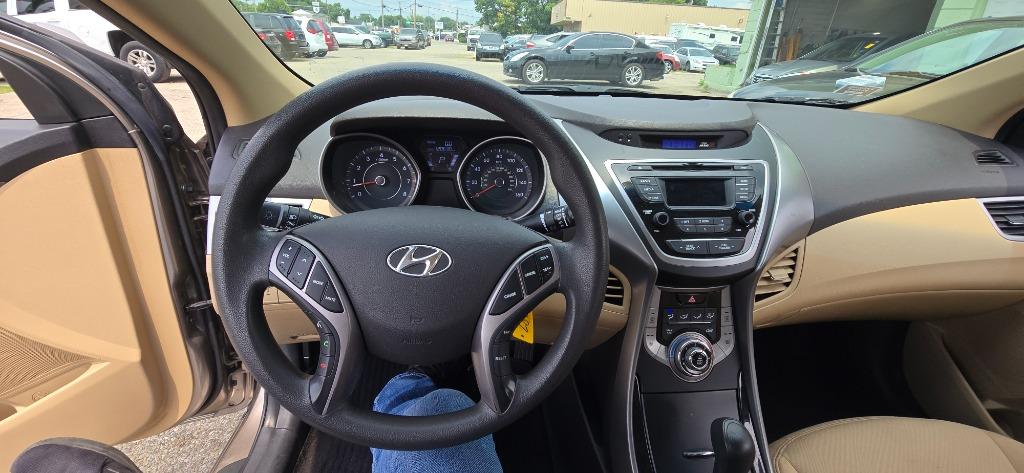 2013 Hyundai Elantra - $7,500
