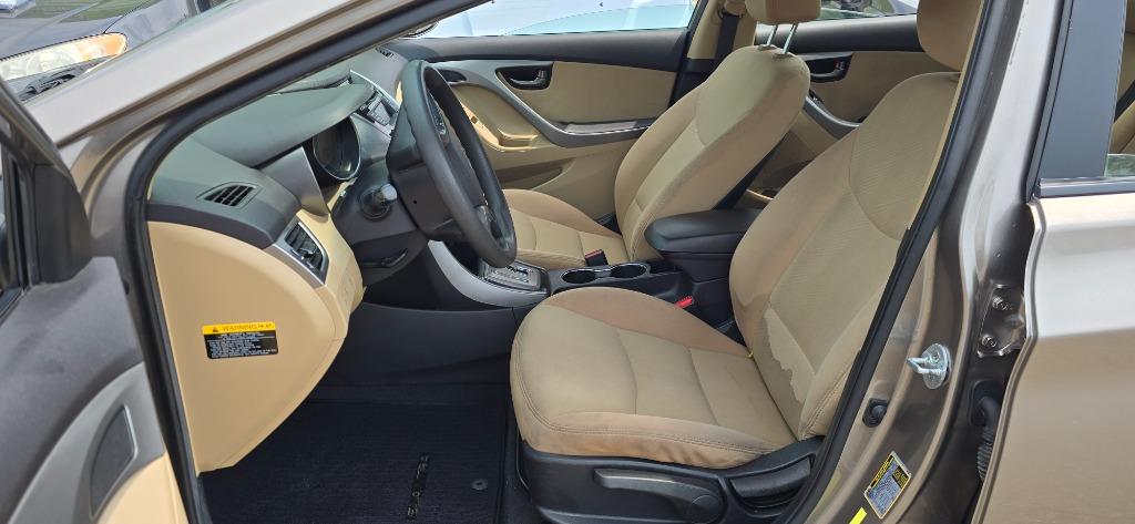 2013 Hyundai Elantra - $7,500