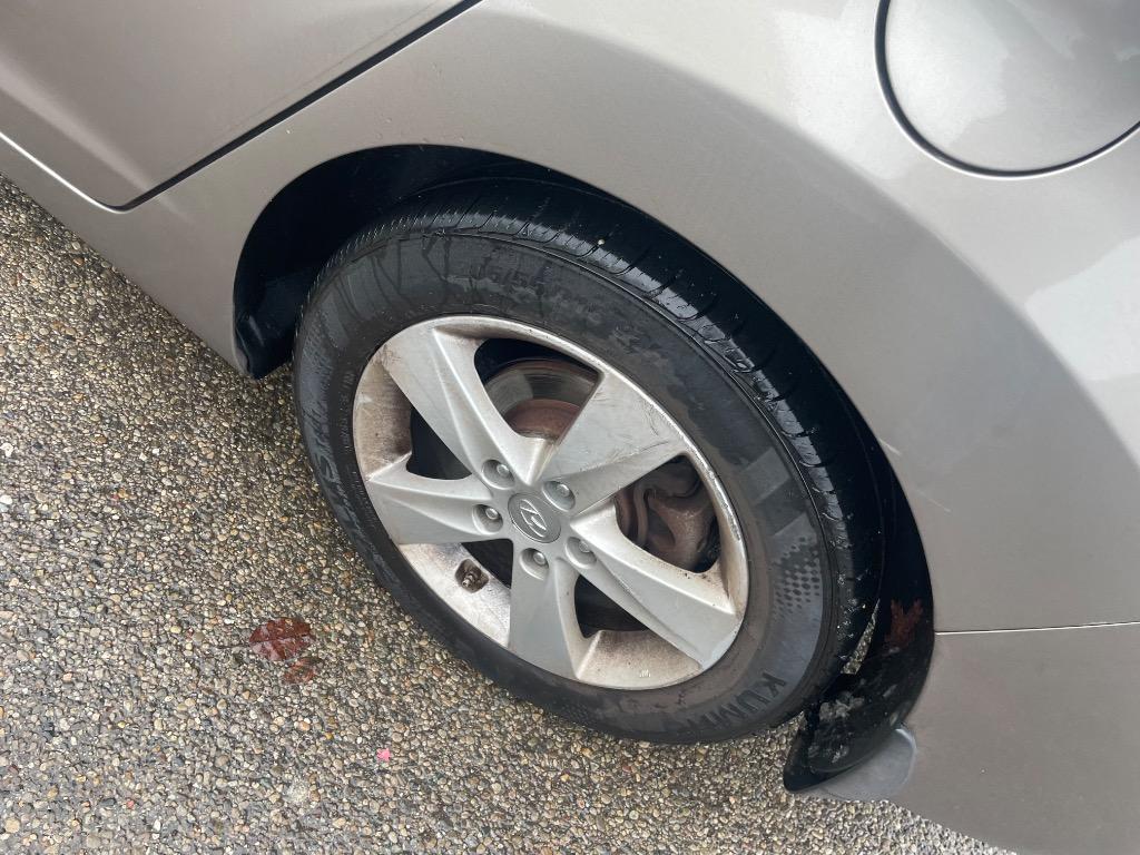 2013 Hyundai Elantra - $7,500