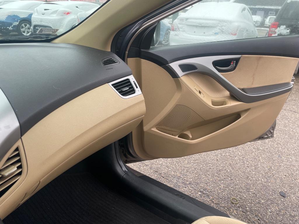 2013 Hyundai Elantra - $7,500