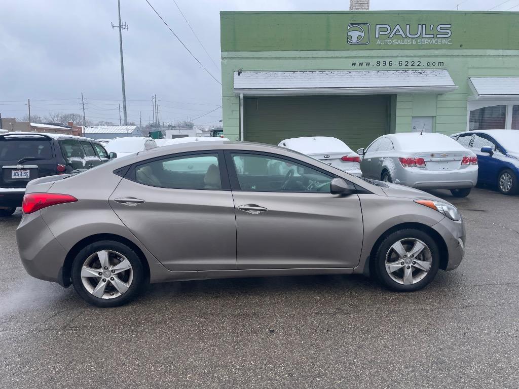 2013 Hyundai Elantra - $7,500