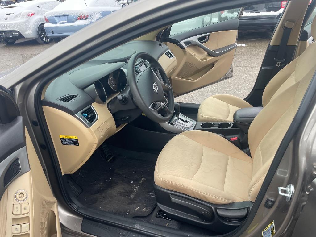 2013 Hyundai Elantra - $7,500