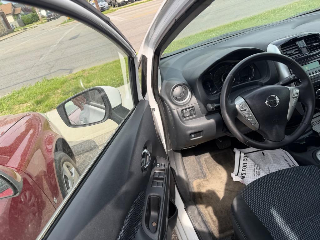 2015 Nissan Versa - $7,900