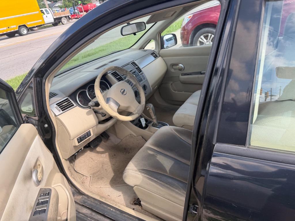 2009 Nissan Versa - $6,995