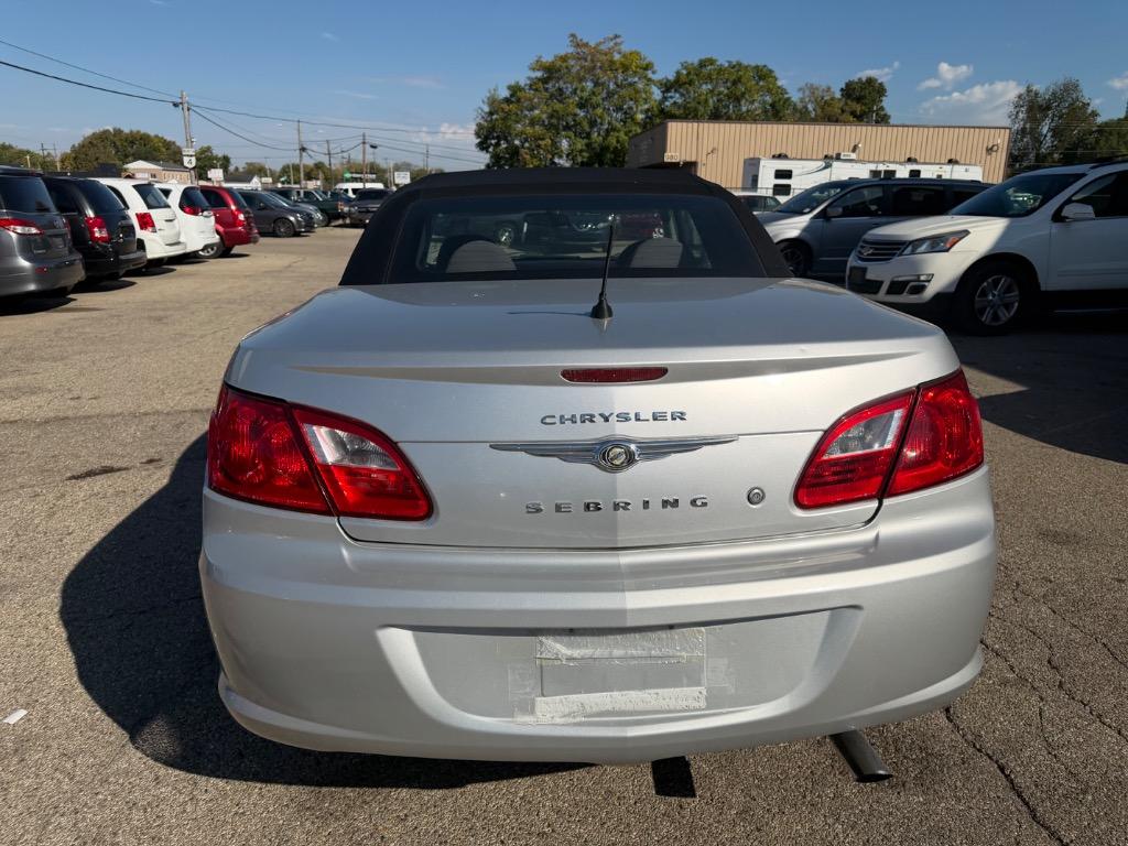 2009 Chrysler Sebring - $3,500