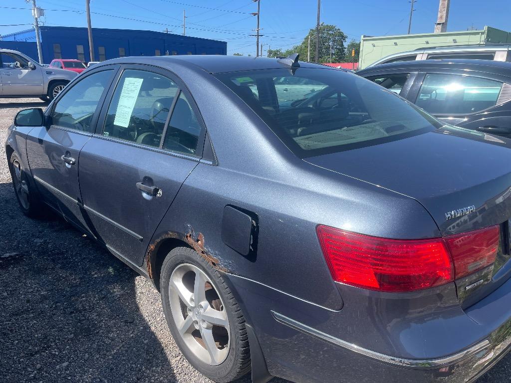 2009 Hyundai Sonata - $1,500