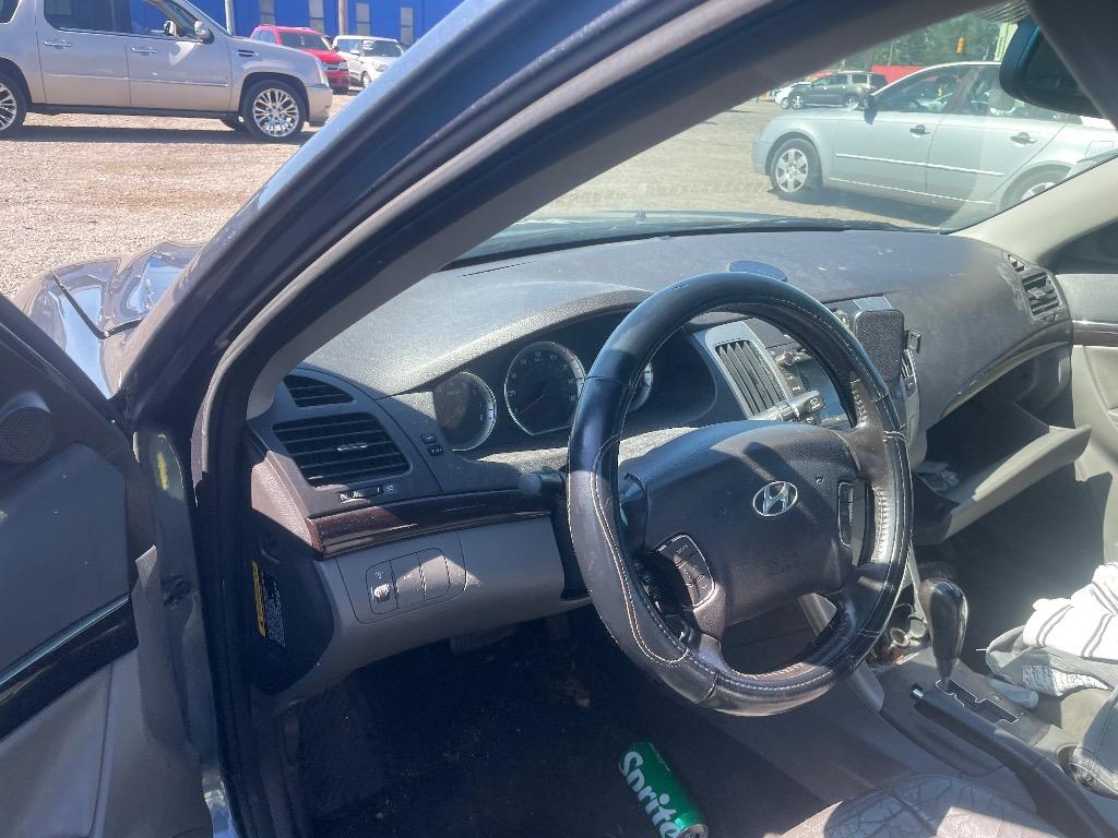 2009 Hyundai Sonata - $1,500