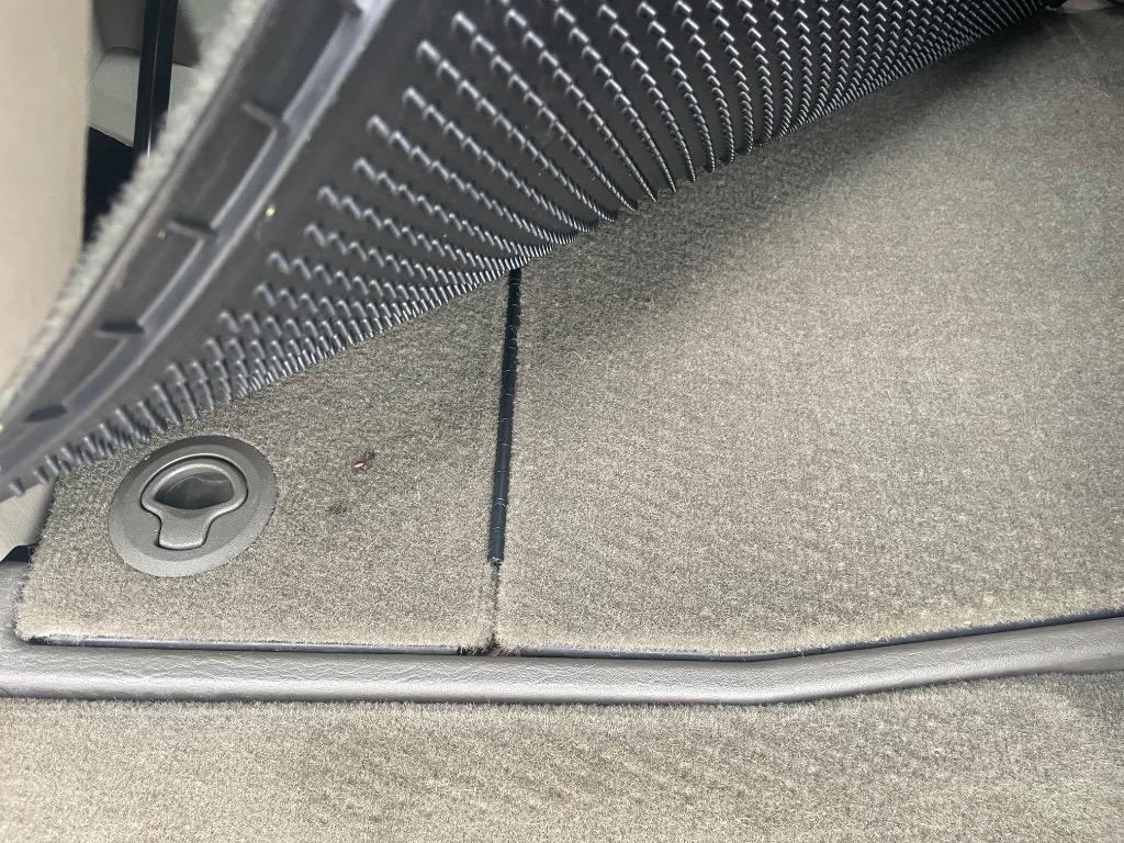 2005 Dodge Grand Caravan SXT photo