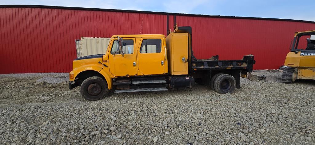 2002 INT 4700 - $7,950