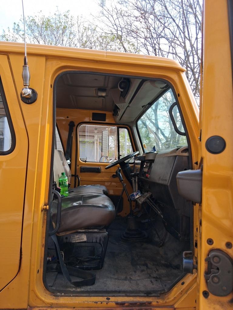 2002 INT 4700 - $7,950