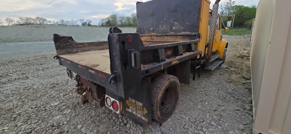 2002 INT 4700 - $7,950