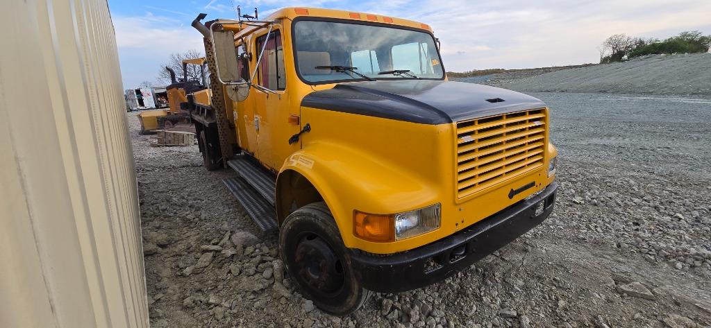 2002 INT 4700 - $7,950