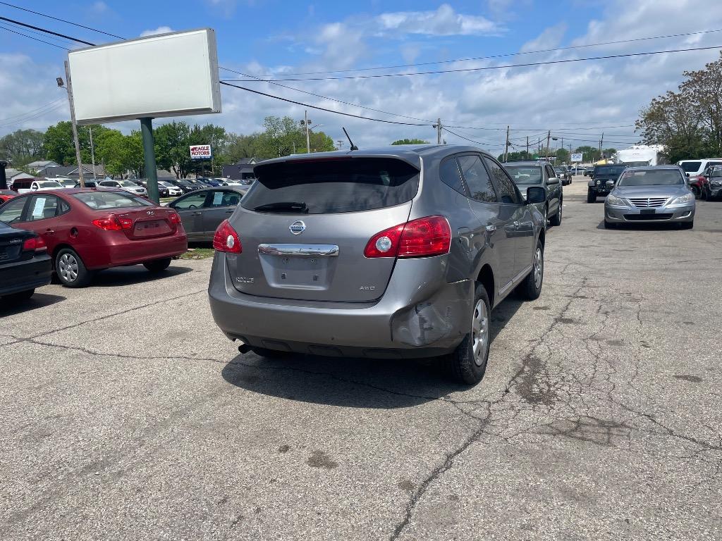 2013 Nissan Rogue S photo