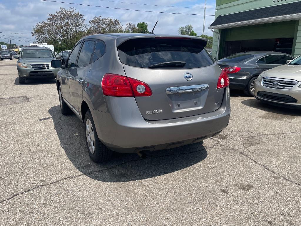 2013 Nissan Rogue S photo