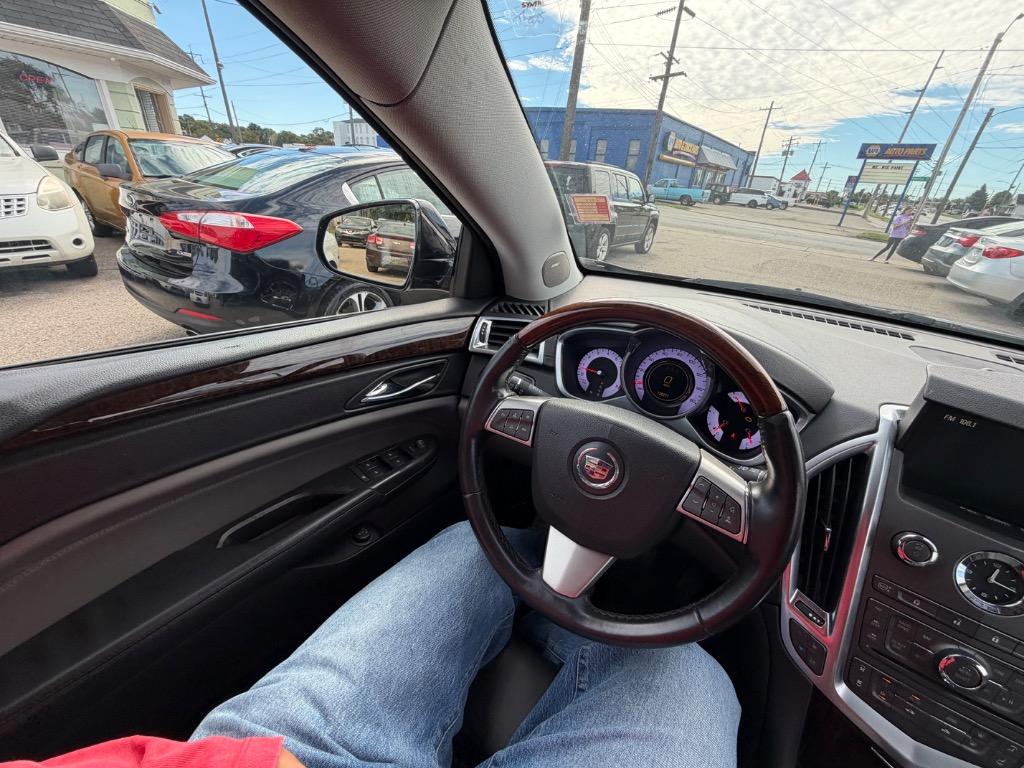 2010 Cadillac SRX - $9,500