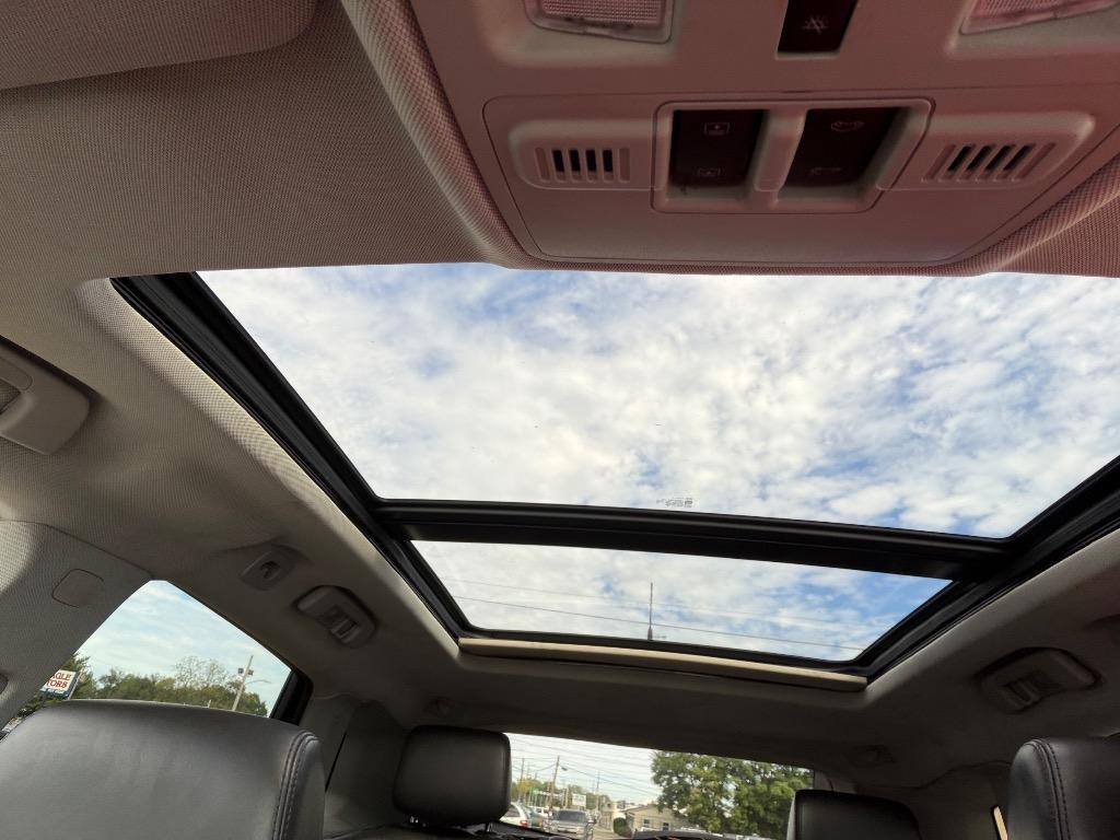 2010 Cadillac SRX - $9,500