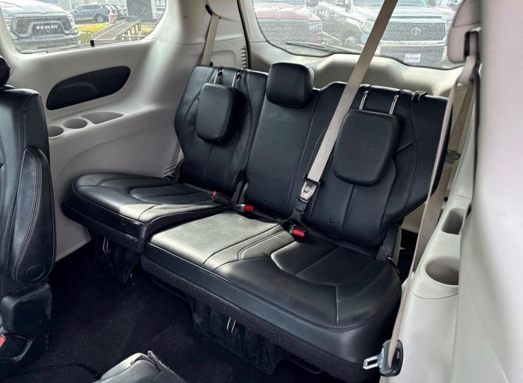 2019 Chrysler Pacifica - $15,000