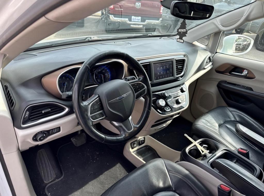 2019 Chrysler Pacifica - $15,000