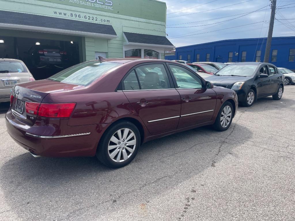 2010 Hyundai Sonata SE V6 photo