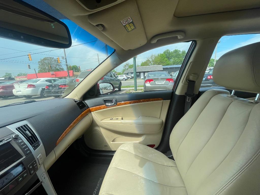 2010 Hyundai Sonata SE V6 photo