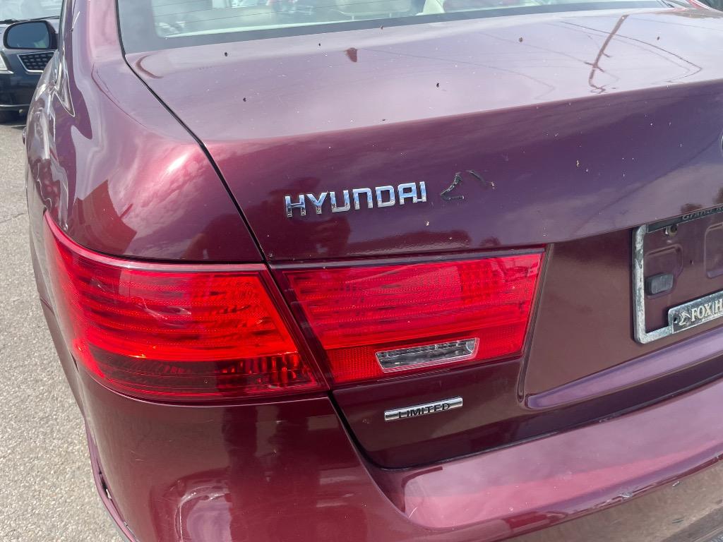 2010 Hyundai Sonata SE V6 photo