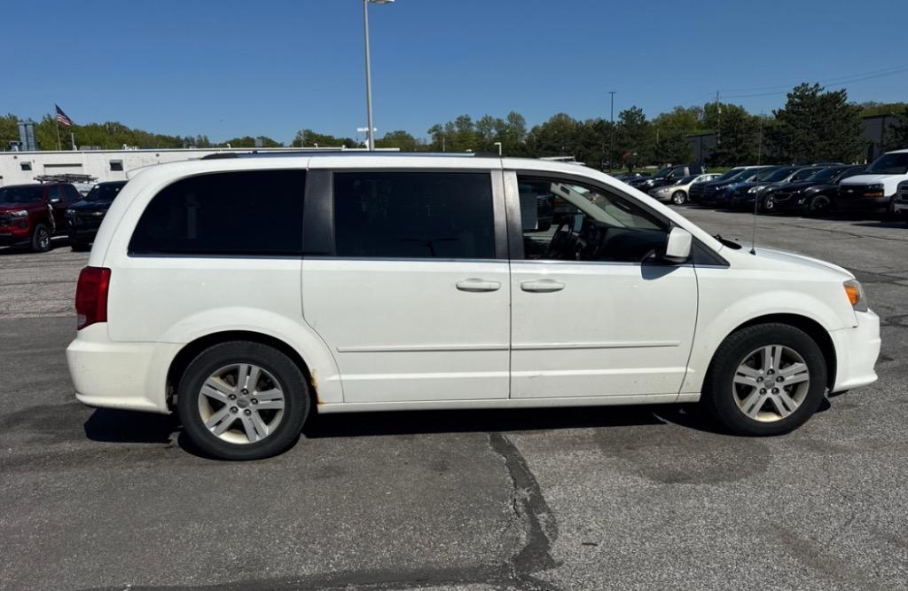 2011 Dodge Grand Caravan Crew photo