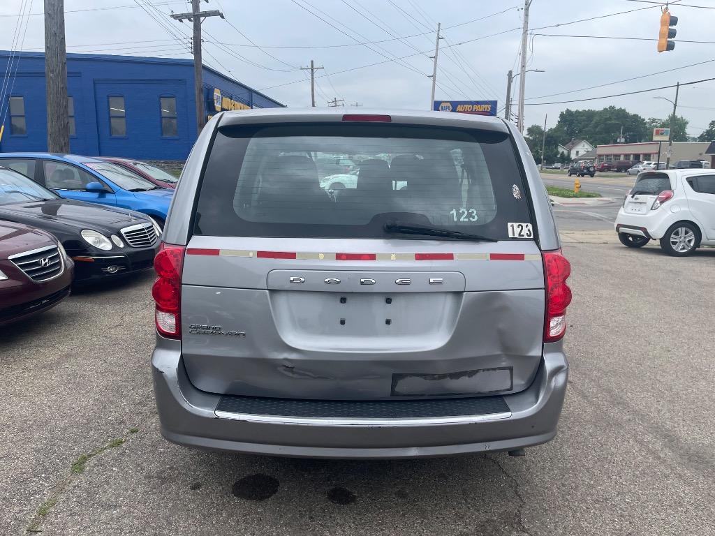 2013 Dodge Grand Caravan SE photo