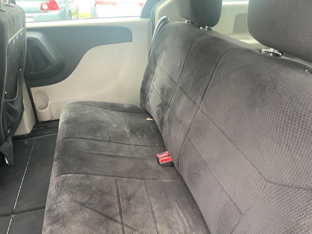 2013 Dodge Grand Caravan SE photo