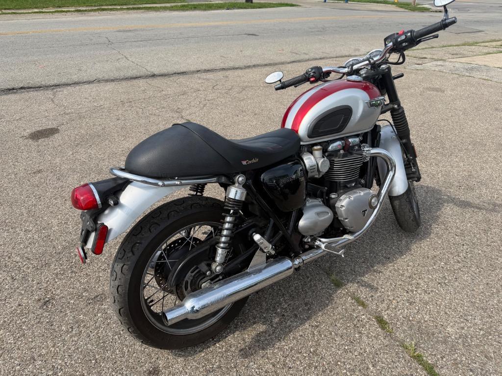 2016 Triumph Bonneville - $6,500