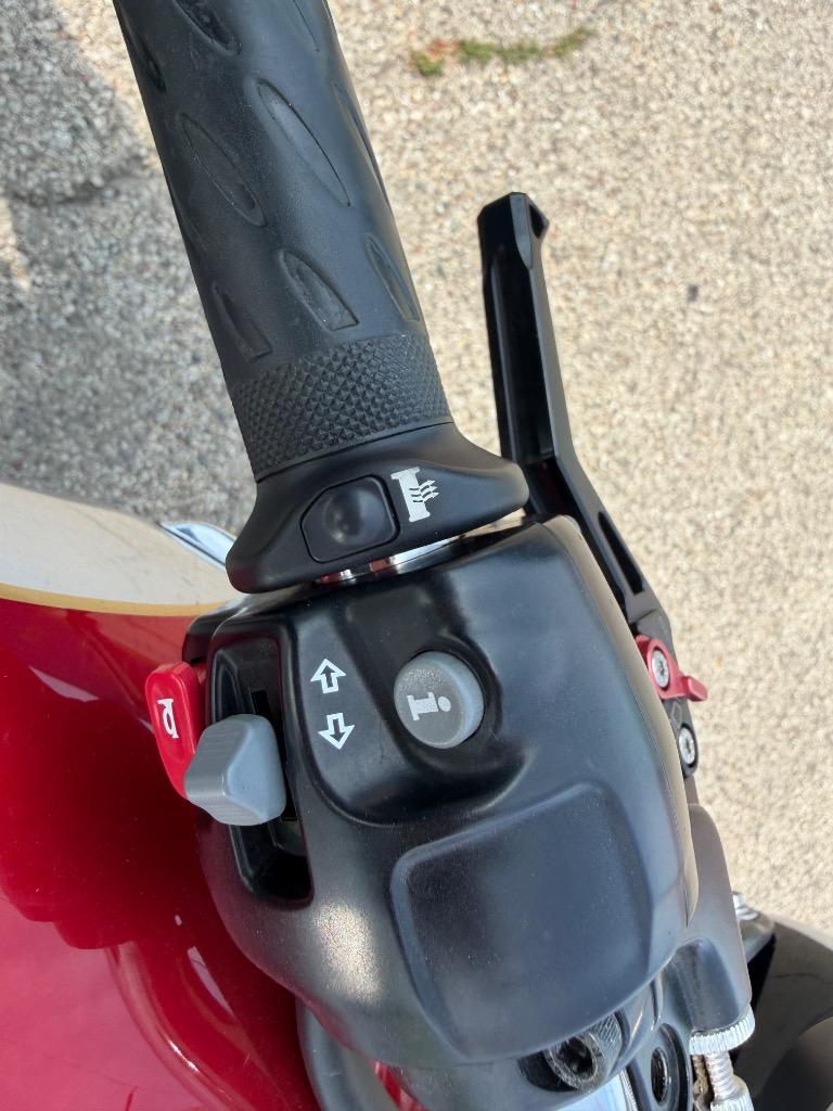 2016 Triumph Bonneville - $6,500