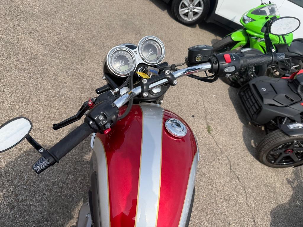 2016 Triumph Bonneville - $6,500