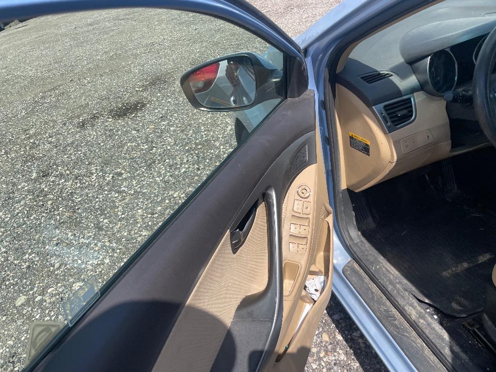 2013 Hyundai Elantra - $2,500