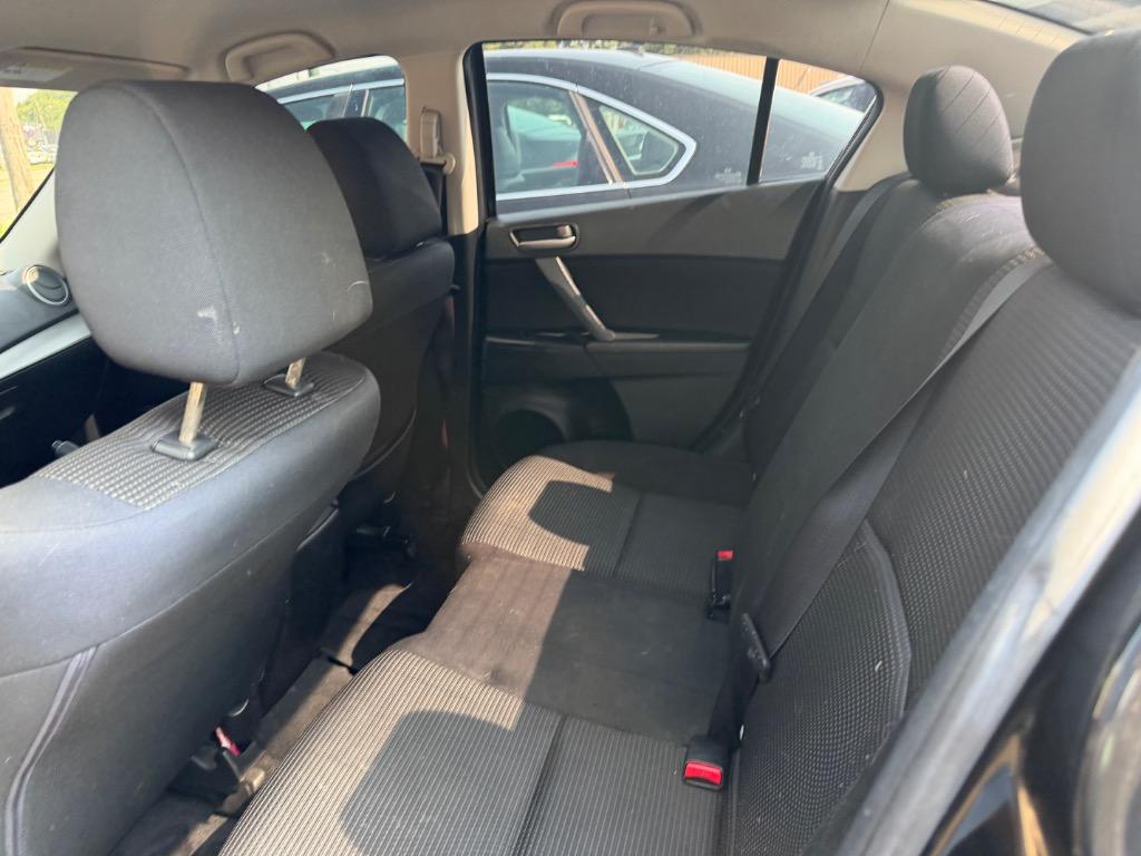 2013 MAZDA MAZDA3 - $3,995