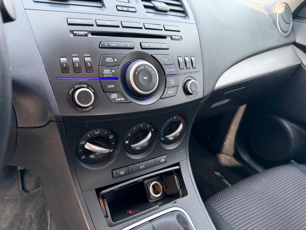 2013 MAZDA MAZDA3 - $3,995