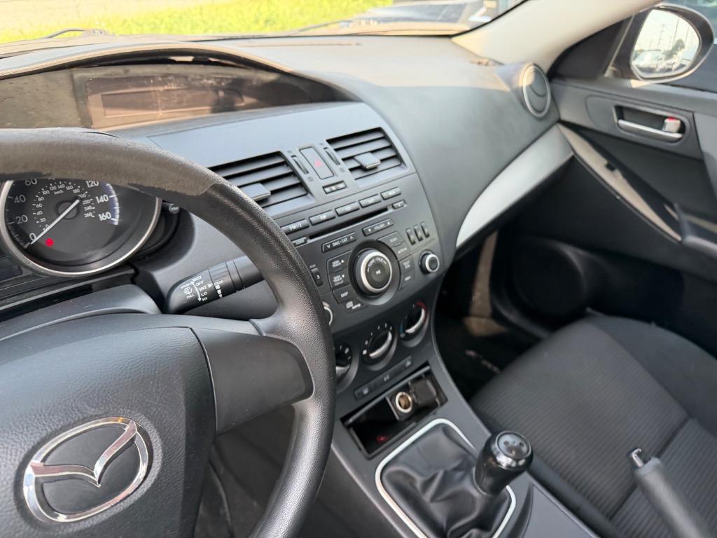 2013 MAZDA MAZDA3 - $3,995