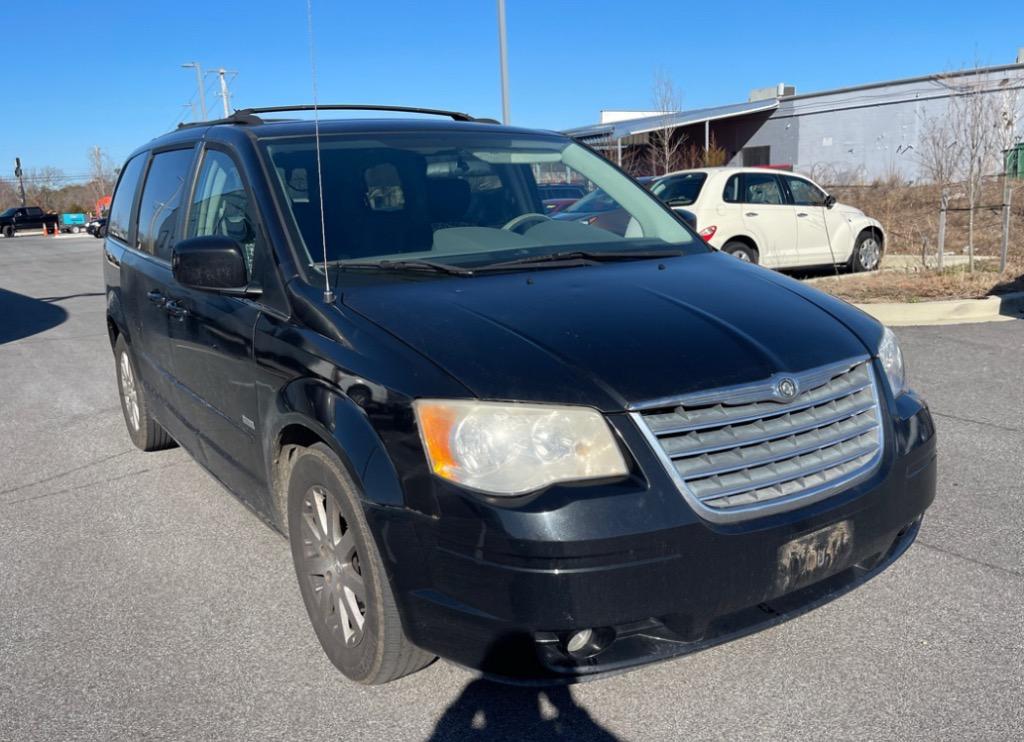 2008 Chrysler Town & Country Touring photo