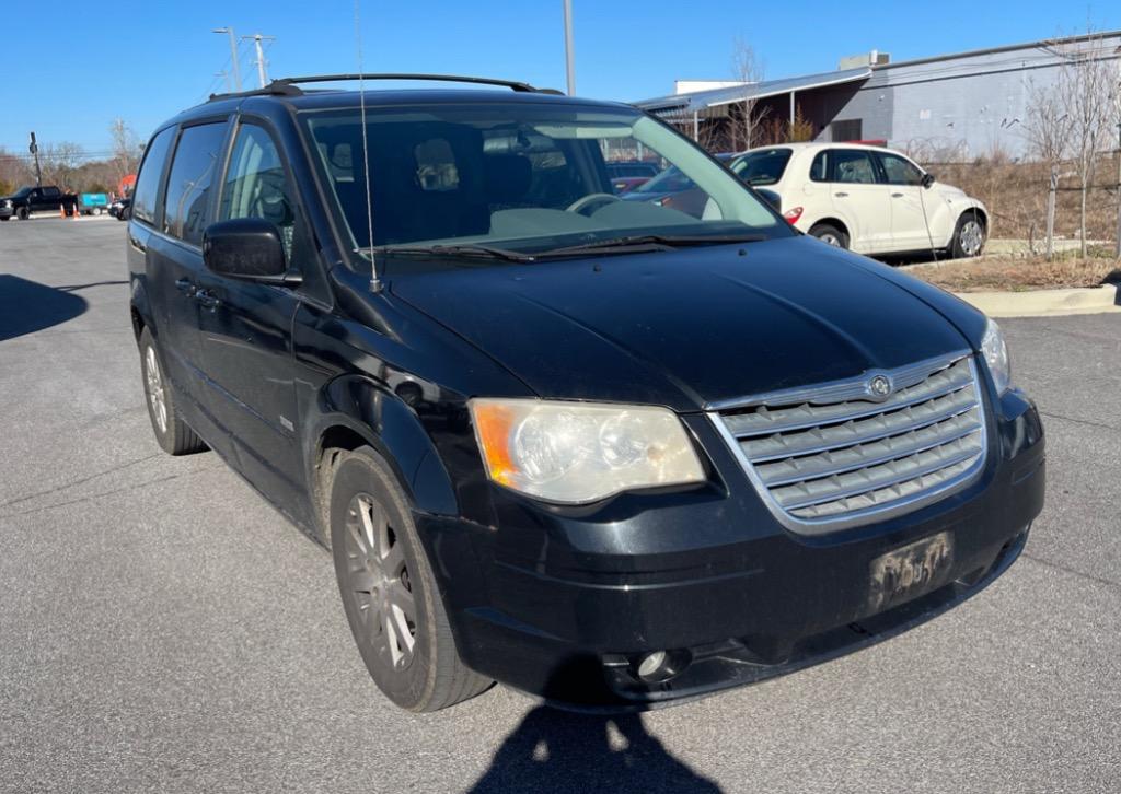 2008 Chrysler Town & Country Touring photo