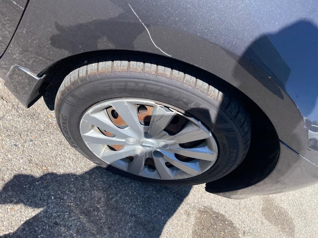 2014 Nissan Sentra - $1,200