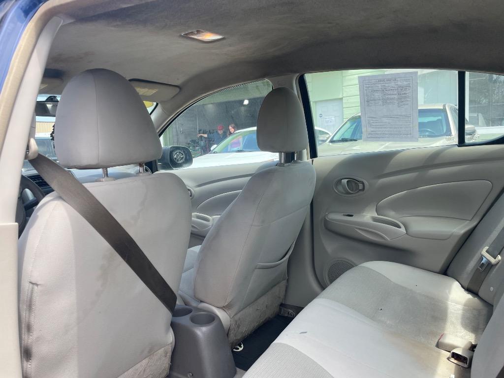 2012 Nissan Versa 1.6 S photo