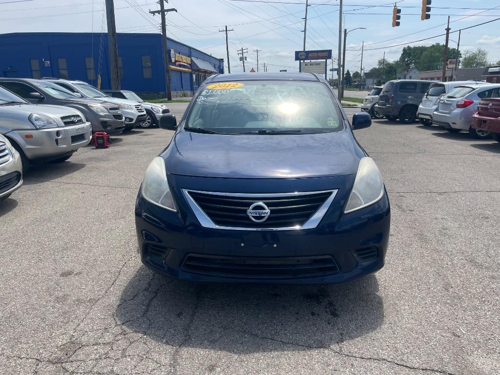2012 Nissan Versa 1.6 S photo