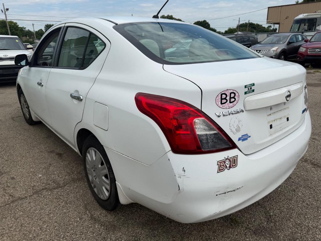 2012 Nissan Versa - $2,500