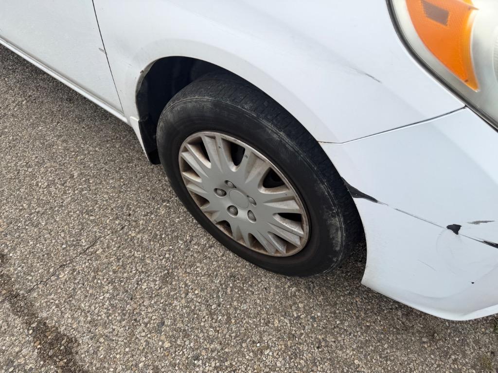 2012 Nissan Versa - $2,500